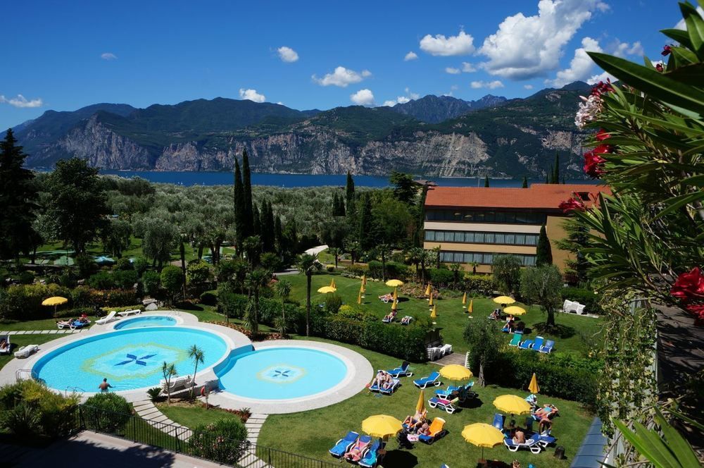 Hotel Le Palme Лімоне-суль-Гарда Екстер'єр фото