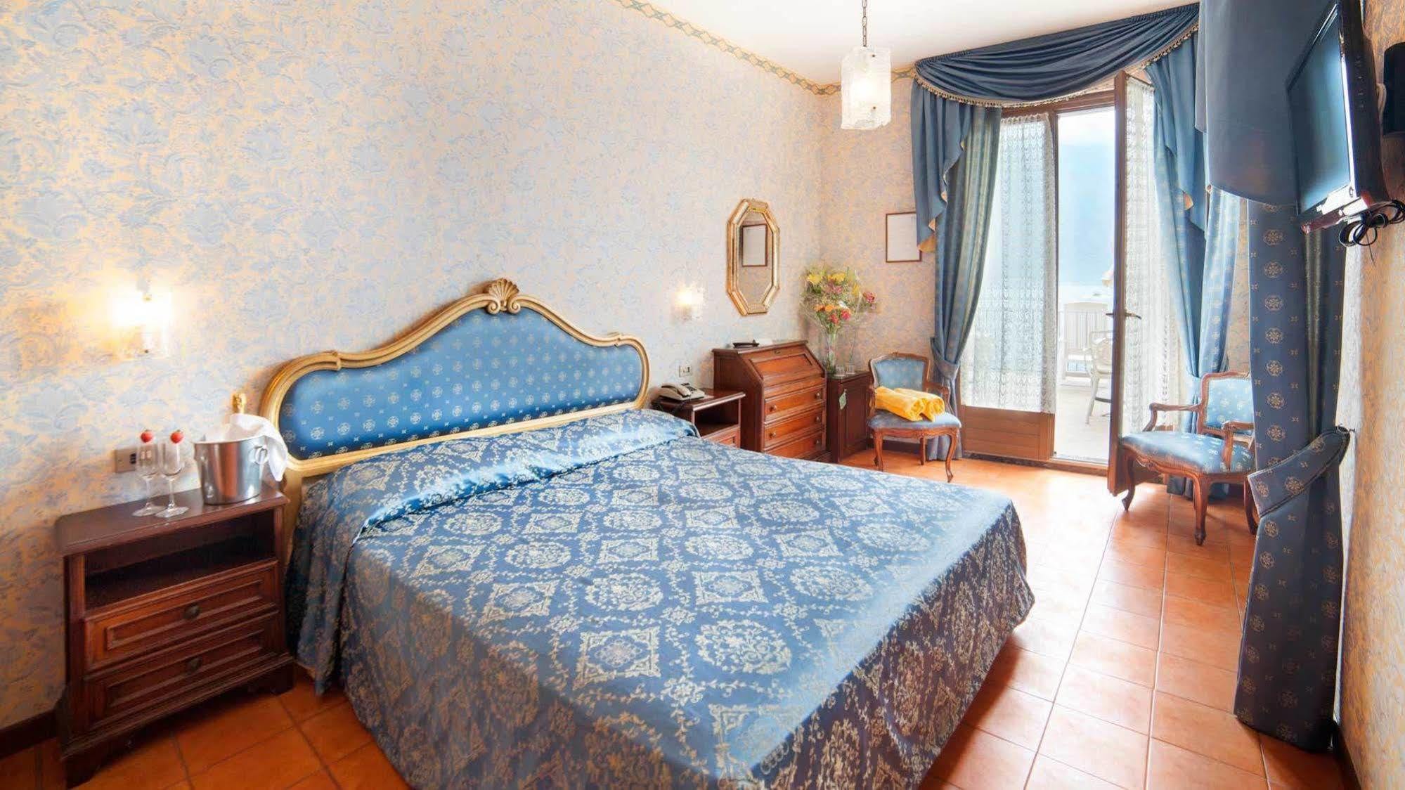 Hotel Le Palme Лімоне-суль-Гарда Екстер'єр фото