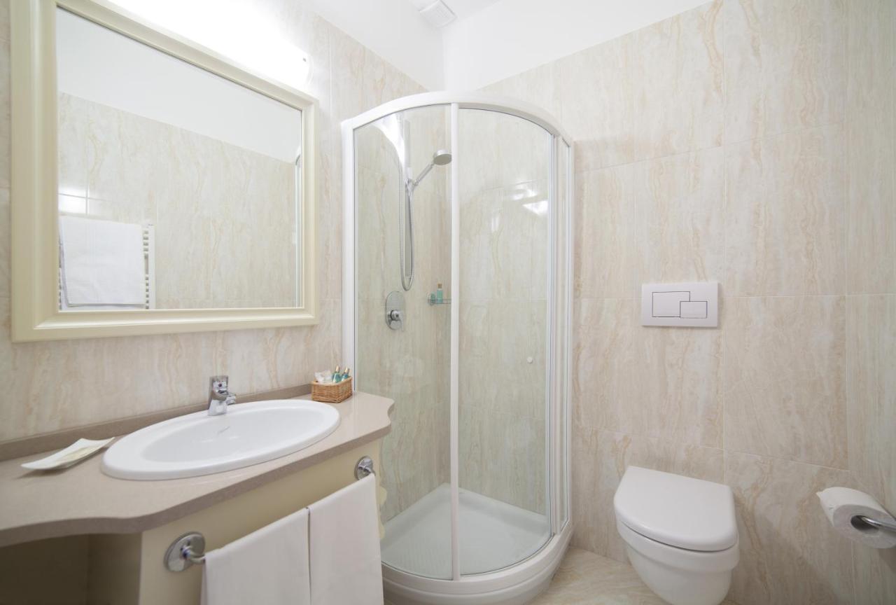 Hotel Le Palme Лімоне-суль-Гарда Номер фото